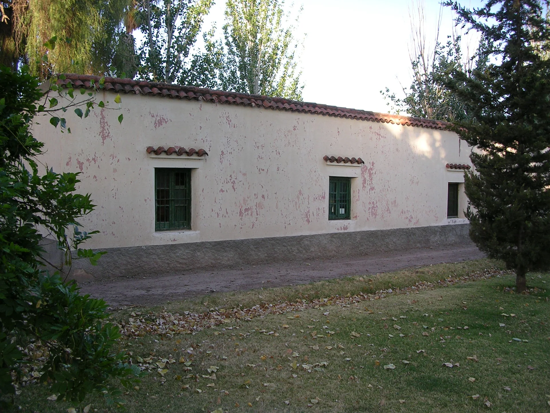 The old estate building before it became Verde Oliva.