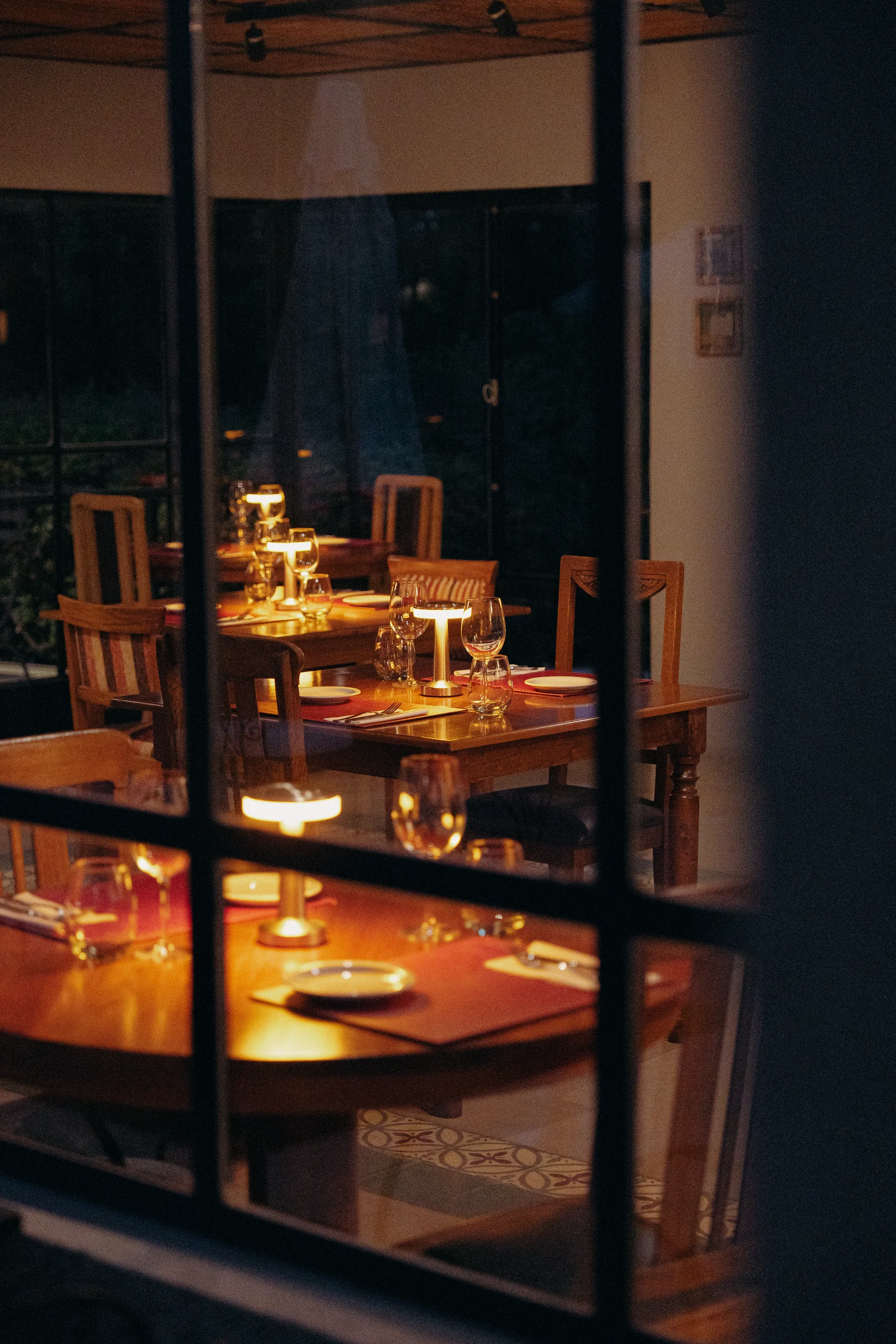 Restaurant terrace tables